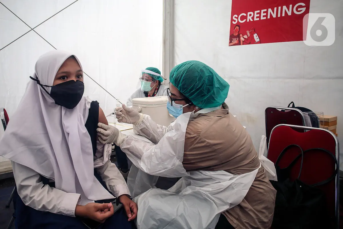 PMI Gelar Vaksinasi untuk Pelajar dan Masyarakat Umum
