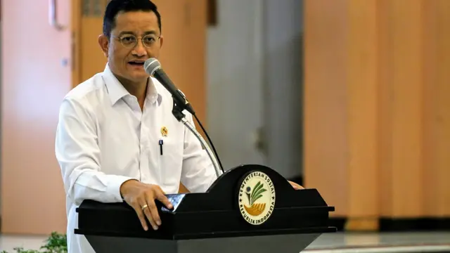 Percepat Penurunan Kemiskinan, Mensos Juliari Tambah 50 SLRT dan 400 Puskesos Baru