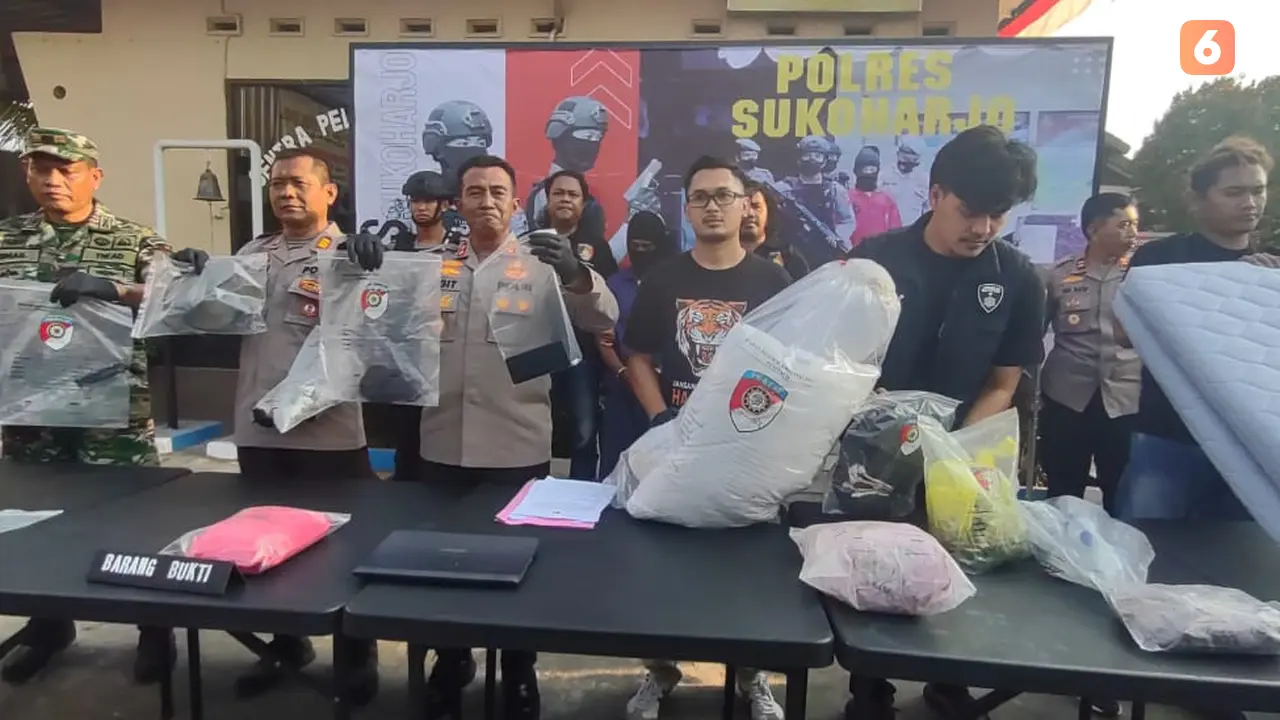 Barang Bukti yang Digunakan Pelaku membunuh Dosen UIN Surakarta