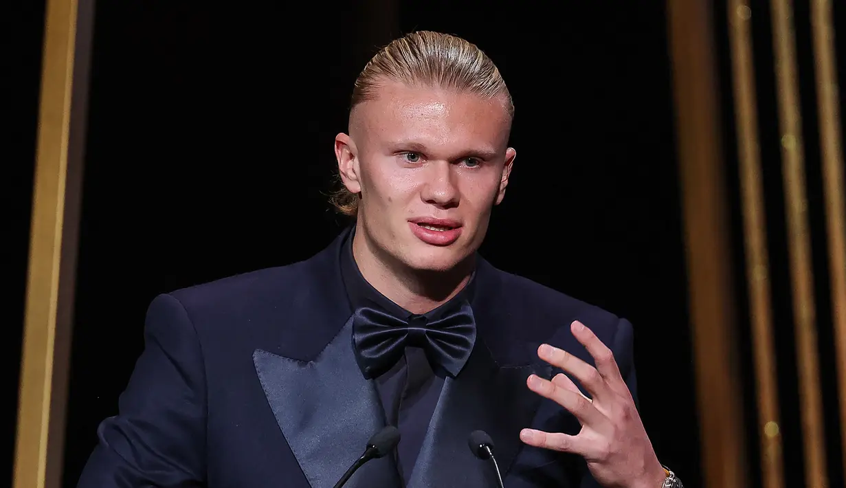 Jumlah golnya yang sungguh fantastis di sepanjang musim 2022/2023 lalu sudah cukup untuk menjadi alasan mengapa trofi striker terbaik dunia tahun ini layak diberikan padanya. (FRANCK FIFE / AFP)