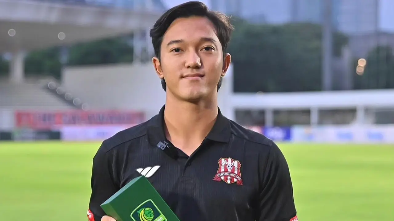 Raka Cahyana Rizky menjadi pemain muda terbaik di Pegadaian Liga 2 2023/2024
