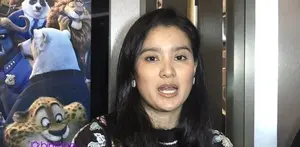 Marcella Zalianty sudah menyukai dunia travelling sejak ia masih muda dan belum memiliki anak. Wisata bahari di Banda Neira membuat Marcella terhipnotis dengan keindahan alamnya.