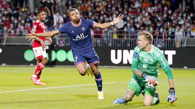 Foto: Lionel Messi dan Neymar Pulang ke Barcelona, PSG Gilas Brest