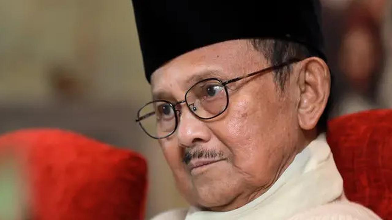 Setelah Soeharto dan Gus Dur, Nama BJ Habibie Mulai Diusulkan Sebagai Pahlawan Nasional