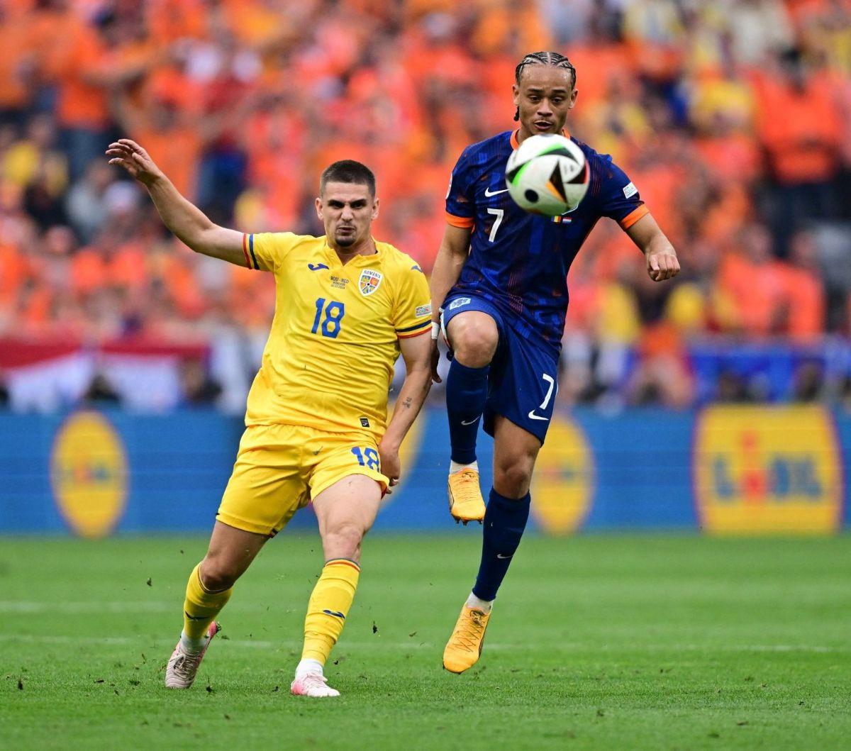 Timnas Belanda berhasil lolos ke babak perempat final Euro 2024 setelah membungkam Rumania di Munchen, Selasa (2/7/2024). Tiga gol tim Oranye dicetak Cody Gakpo pada menit ke-19, dan Donyell Malen pada menit ke-82 dan menit ke-93. Foto: Reuters<br>