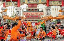 Menjelajahi Old Shanghai di Timur Jakarta, Hadirkan Monumen Pagoda Instagramable dan Puluhan Stand Kuliner Halal