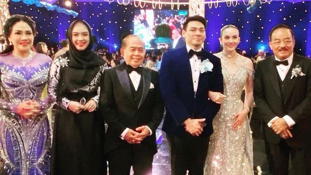 Acara resepsi pernikahan Chelsea Islan dan Rob Clinton Kardinal (Foto: Instagram ingrid_kansil)