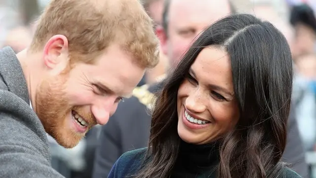 [Bintang] Pangeran Harry - Meghan Markle