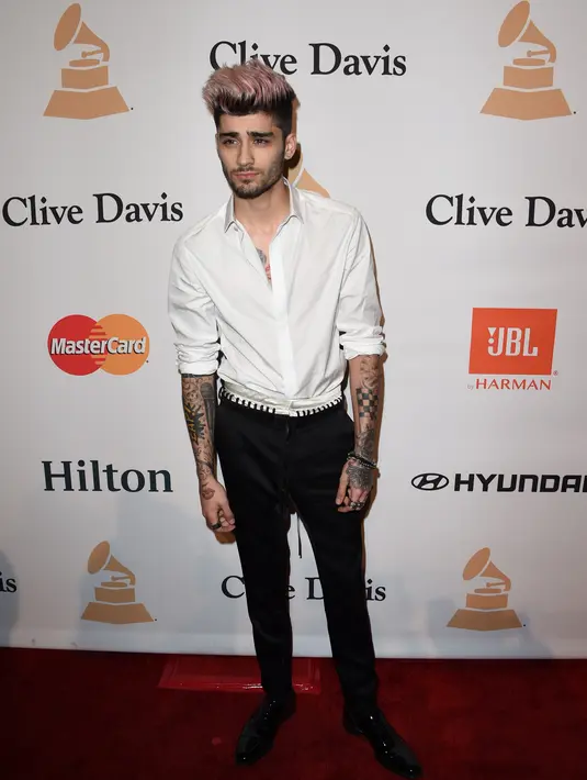 Tentu saja kemesraan Zayn Malik dan Gigi Hadid dapat membuat publik iri. Zayn dan Gigi sering menghabiskan waktu bersama ketika mereka sedang tidak sibuk. (AFP/Bintang.com)