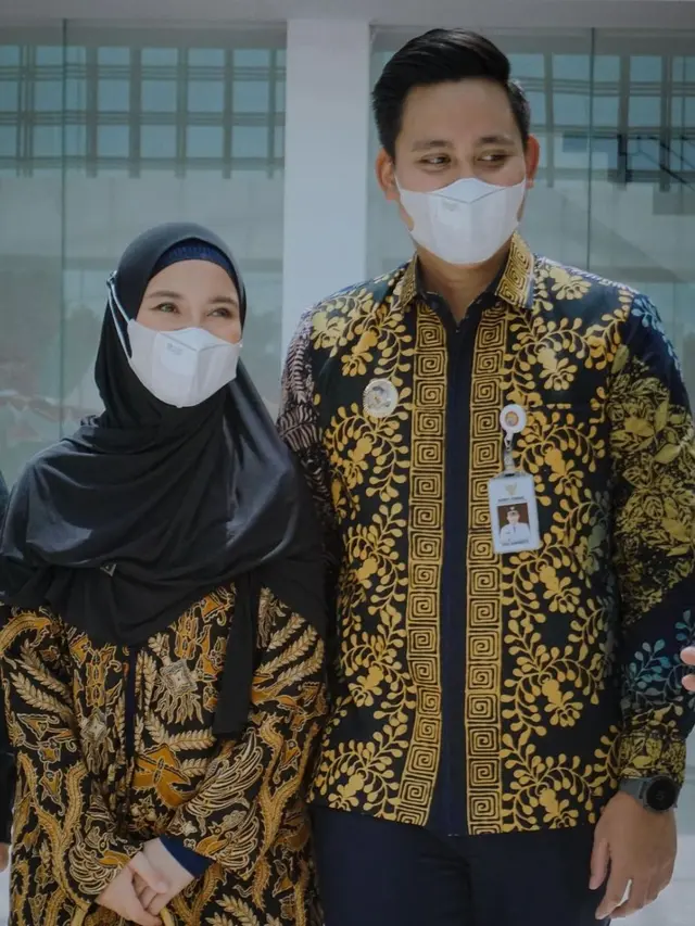 Jadi Istri Bupati, Ini 6 Potret Chacha Frederica Setia Dampingi Suami