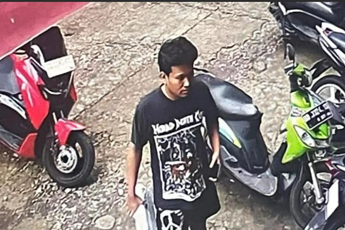 Pelaku pengiriman amunisi