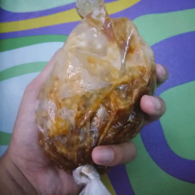 6 Cara Nyeleneh Orang Makan Bubur Ayam Ini Kocak, Bikin Kenyang Duluan