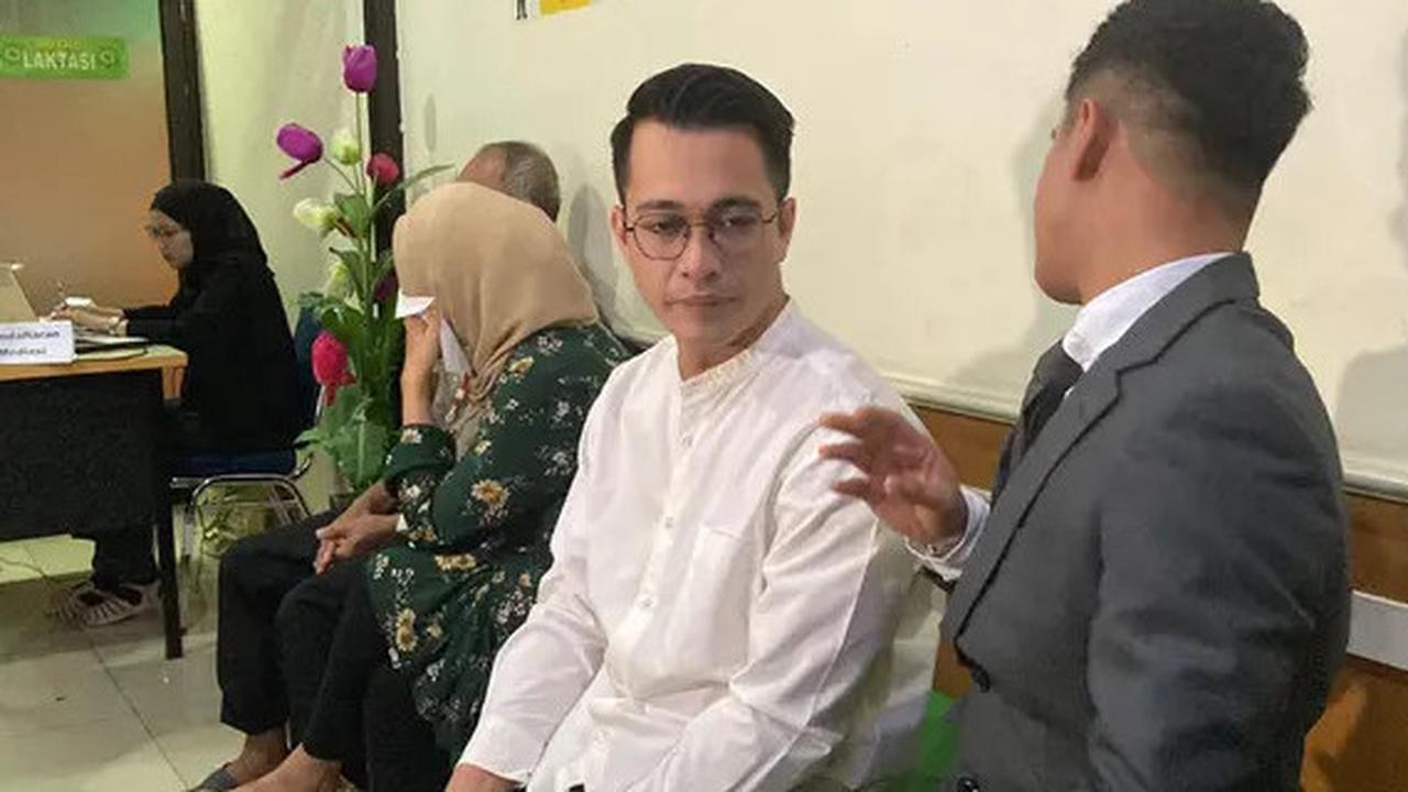 Didampingi Keluarga, Eza Gionino dan Meiza Aulia Bertemu di Medan