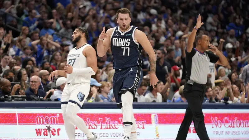 Luka Doncic memimpin Mavericks menghentikan start apik Grizzlies di NBA 2022/2023