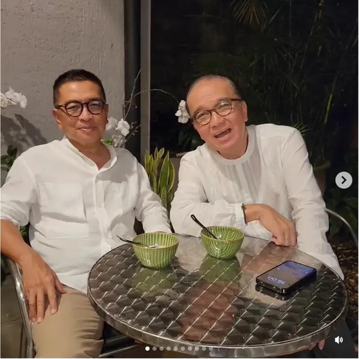 6 Potret Buka Puasa Keluarga Helmy Yahya dan Tantowi Yahya, Penuh Kehangatan