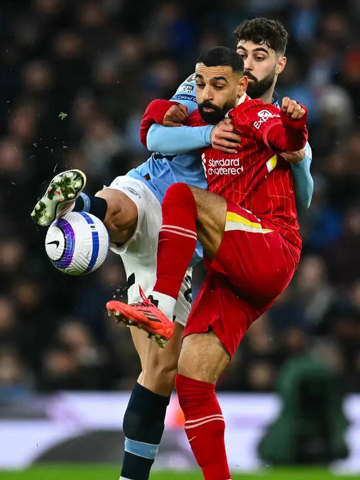 Faktor yang Membuat Liverpool Bisa Gagal Jadi Juara Liga Inggris 2024/2025; Awas, Ada Musuh Dalam Selimut ?