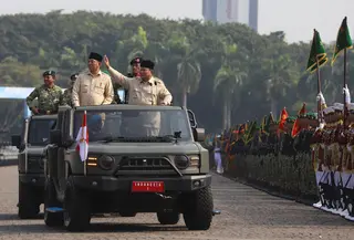 Pada HUT TNI kali ini, Presiden Prabowo berterima kasih kepada para prajurit yang telah aktif membantu pembangunan ekonomi demi kepentingan rakyat Indonesia. (merdeka.com/Arie Basuki)
