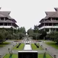 Jangan salah~ empat tokoh sukses kebanggan Indonesia ini jebolan universitas di Bandung, lho!