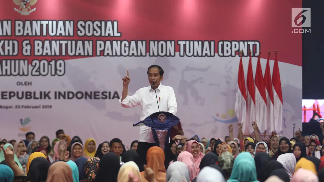 Presiden Jokowi Salurkan PKH dan BPNT di Bogor