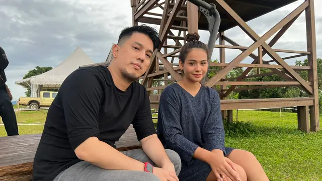 Sahila Hisyam menjadi model video klip penyanyi Arman Wosi