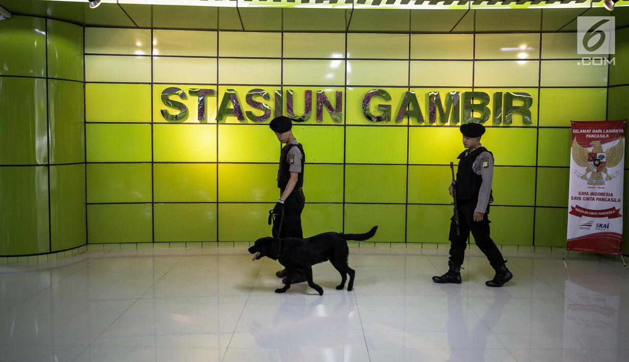 Anjing Pelacak Mulai Disiagakan Di Stasiun Gambir News Liputan6 Com