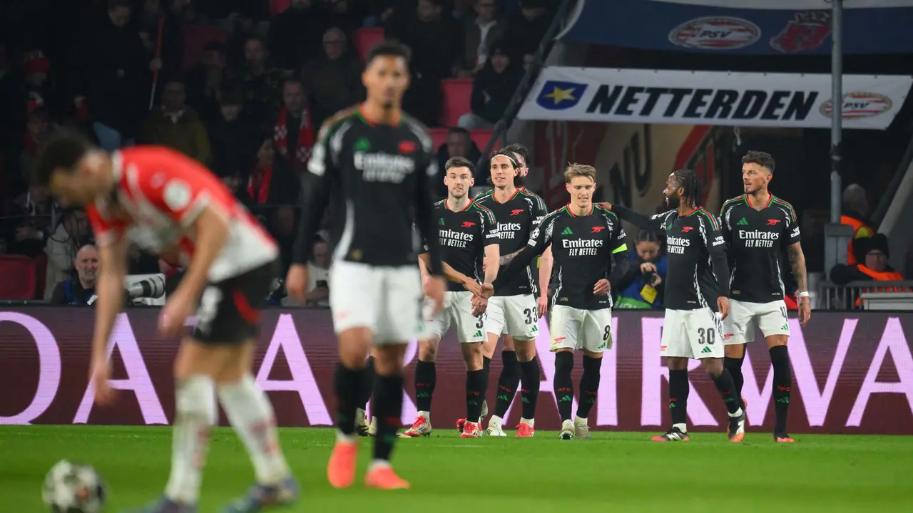 Arsenal Cukur PSV Eindhoven 7-1
