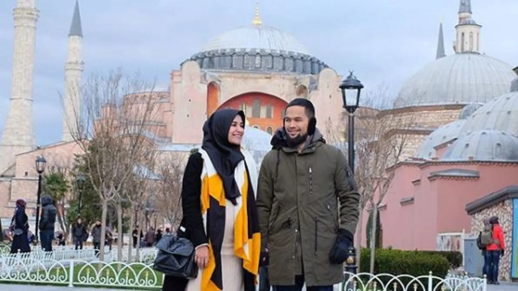 Shireen Sungkar dan Teuku Wisnu berlibur ke Turki (Instagram/@shireensungkar)