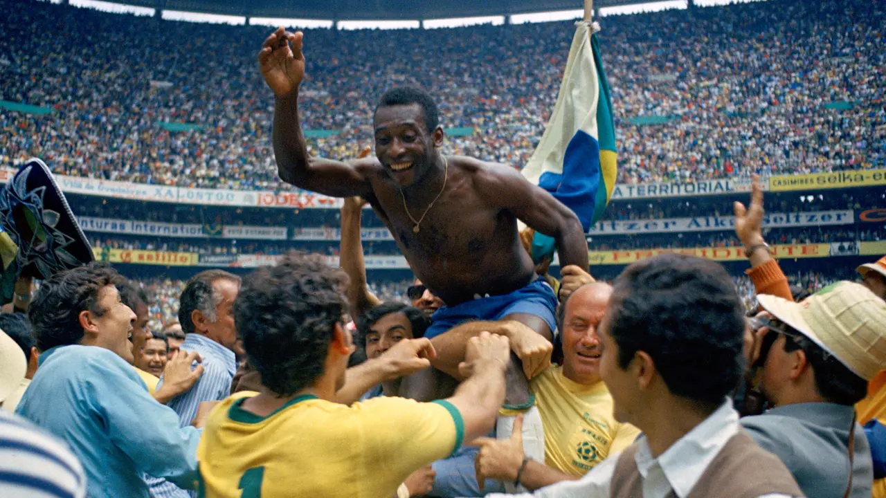 Legenda Sepak Bola Pele Meninggal Dunia