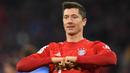 4. Robert Lewandowski (Bayern Munchen) - Ketajaman Lewandowski sebagai striker bernomor punggung 9 memang luar biasa. Pemain berusia 31 tahun ini telah mencatatkan 25 gol dari 23 penampilannya bersama Bayern Munchen musim ini. (AFP/Christof Stache)