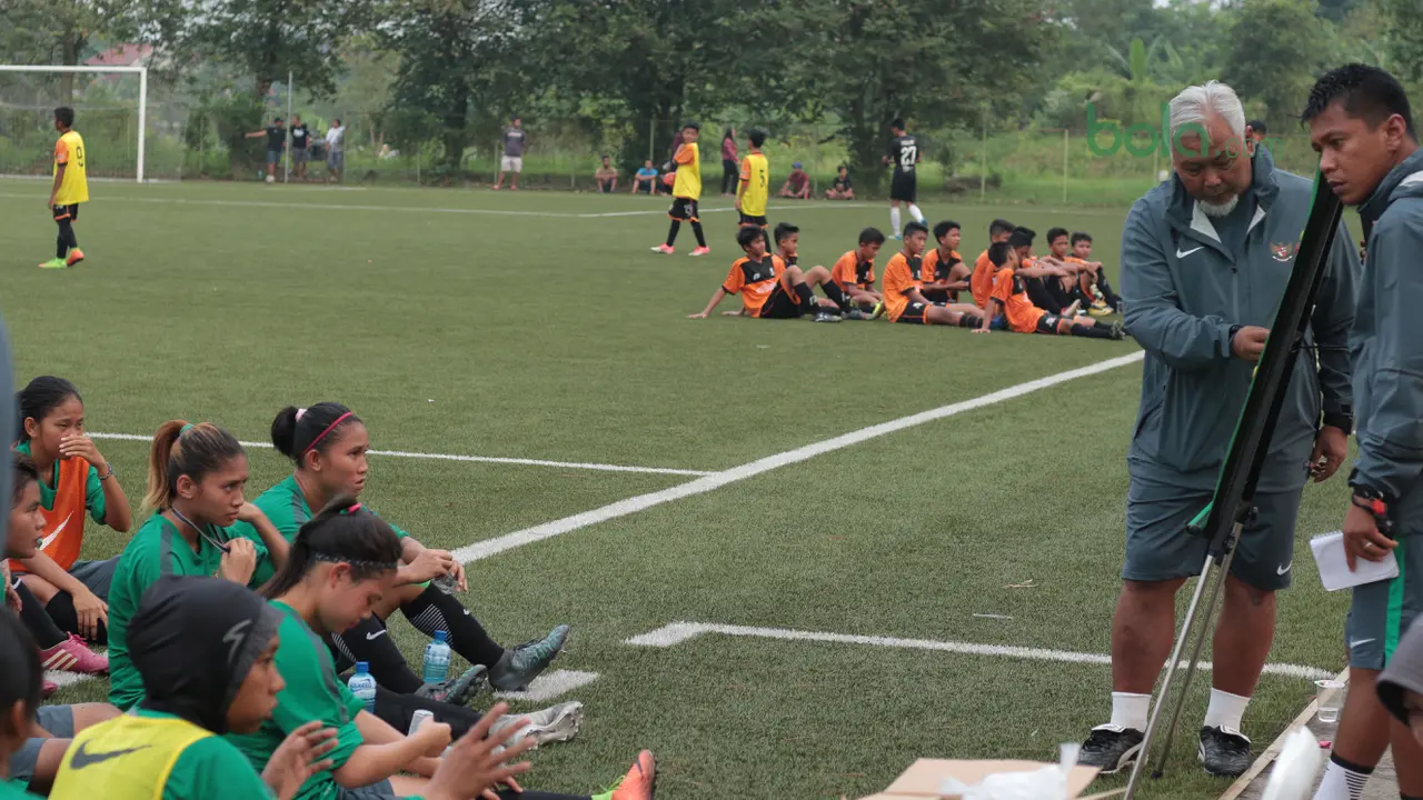 Timnas Wanita Indonesia, Laga Uji Coba