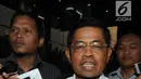 Menteri Sosial Idrus Marham usai menjalani pemeriksaan di KPK, Jakarta, Senin (21/5). Idrus diperiksa sebagai saksi kasus dugaan suap pengurusan anggaran pengadaan satelit monitoring di Bakamla dari APBN-P tahun anggaran 2016. (Merdeka.com/Dwi Narwoko)