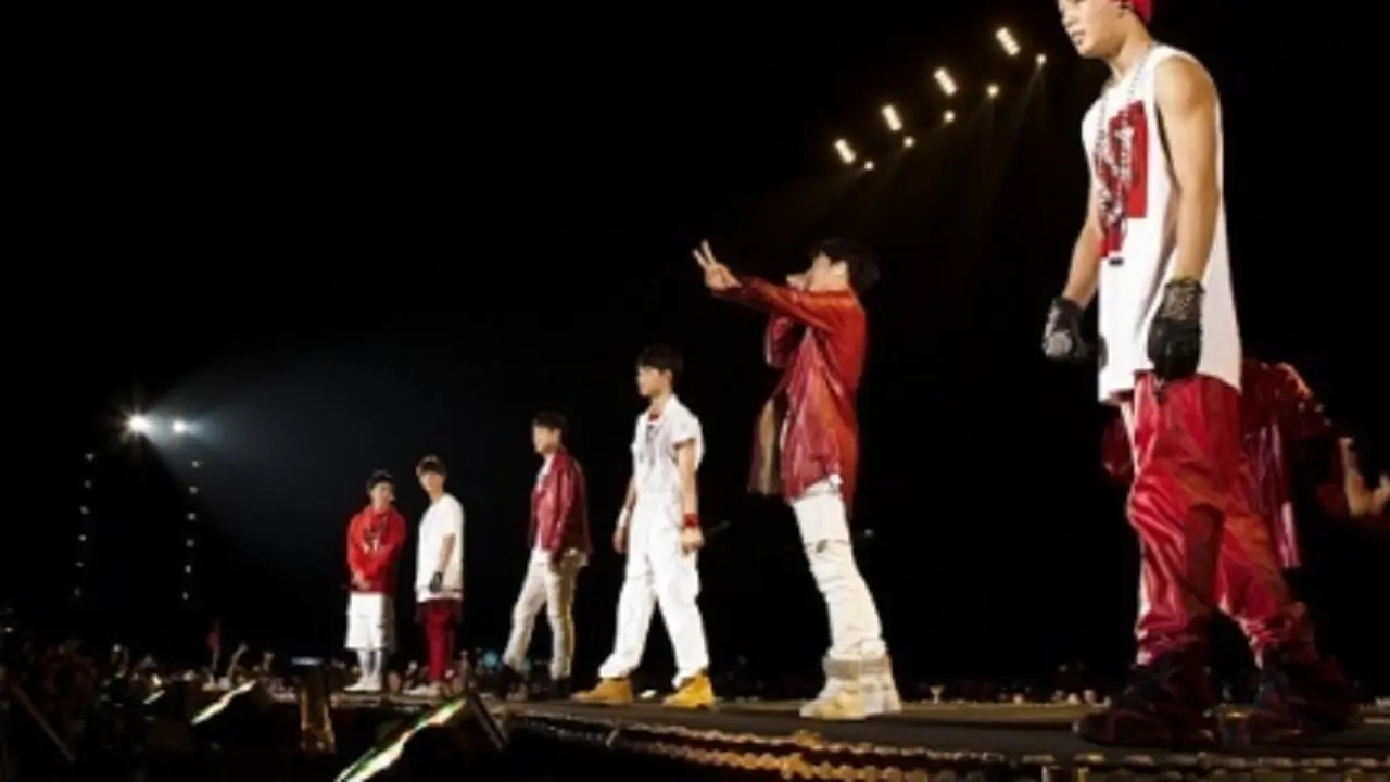 Keseruan iKON di Belakang Panggung Jelang Tampil di Jepang