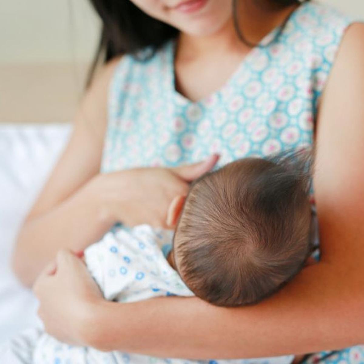 3 Cara Tingkatkan Lemak Pada ASI, Biar BB Si Kecil Bertambah