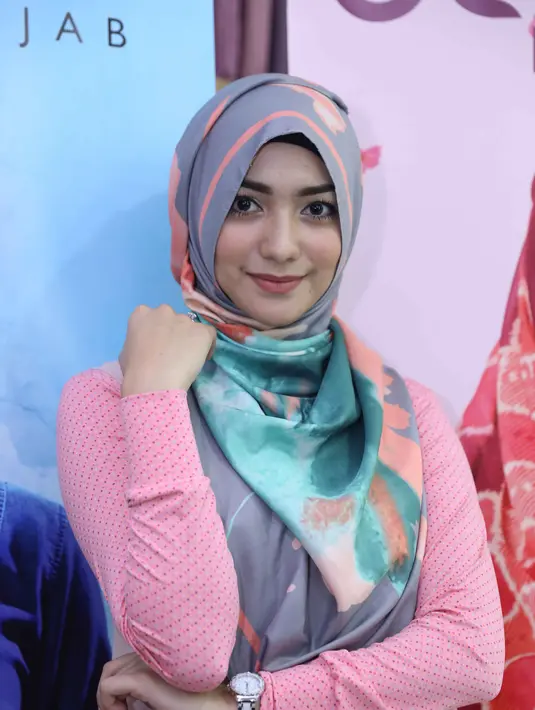 Pesinetron cantik Citra Kirana, dijadikan brand ambasador hijab dari El Hijab. (Nurwahyunan/Bintang.com)