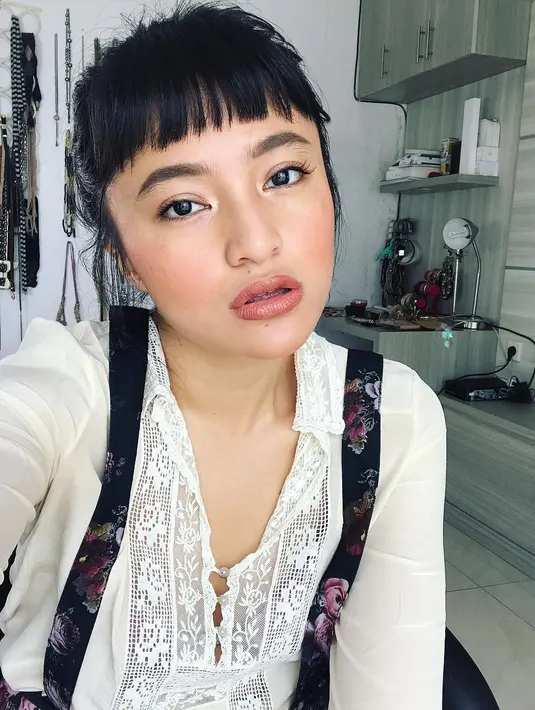 Lucunya, ternyata aktrus ini adalah seorang priadi yang penakut. (instagram/marshanda99)