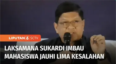 Mantan Menteri BUMN era Kabinet Gotong Royong, Laksamana Sukardi bertemu dengan mahasiswa baru ITB di Sumedang, Jawa Barat. Dalam kesempatan itu, Laksamana Sukardi tak lupa berpesan agar para mahasiswa menghindari lima kesalahan, seperti yang ditulis...