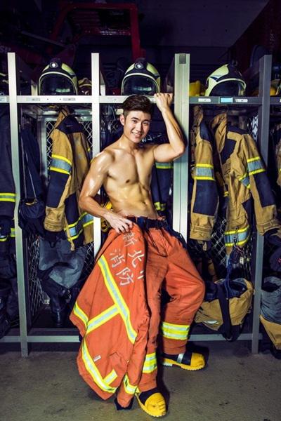 Salah satu foto mereka/ copyright by New Taipei Fire Department/Buzzfeed