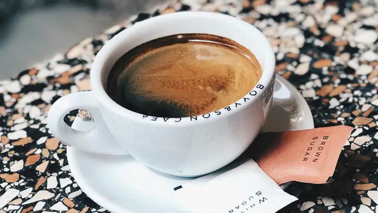 Menggunakan Garam pada Kopi Hitam, Solusi Ampuh Atasi Rasa Pahit