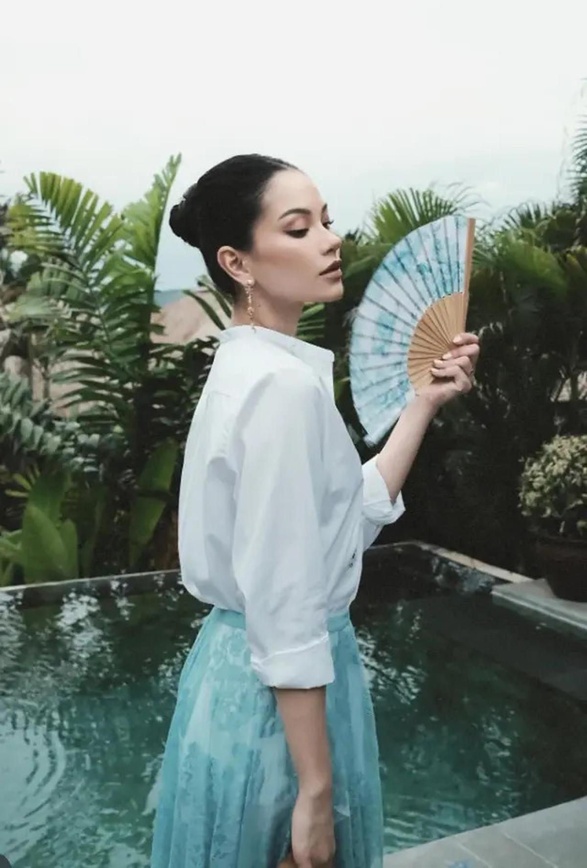 Detail Outfit Alyssa Daguise Terbaru di Bali, Elegan dan Cantik