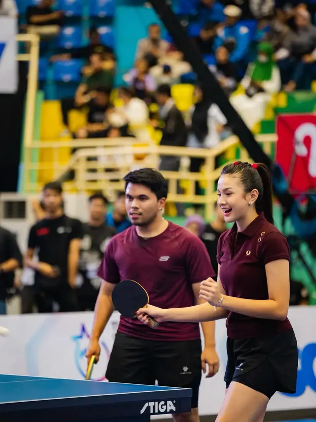 7 Potret Menawan Rayna Snova saat Main Tenis Meja di TOSI, Raih Juara 2