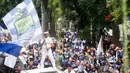 Persib Bandung berhasil menyabet gelar juara back to back Liga 1 secara beruntun, yakni musim 2023/2024 dan 2024/2025. (Bola.com/M Iqbal Ichsan)
