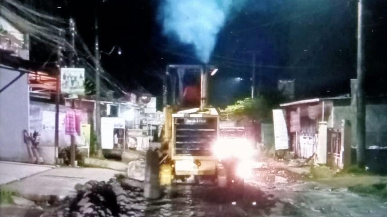Gubernur Sulsel Pastikan Penanganan Darurat Jalan Rusak Moncongloe Demi Kelancaran Akses