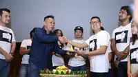 Syukuran awal syuting film Rembulan Tenggelam di Wajahmu. (Nurwhyunan/Bintang.com)