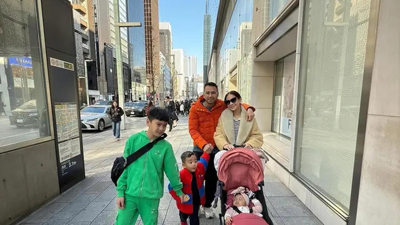 Raffi Ahmad Miliki Harta Rp1,03 Triliun, Intip Pesona Elegan Nagita Slavina di Jepang dengan Koleksi Fashion Mewah
