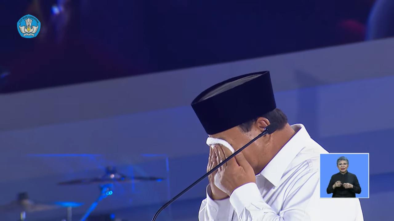 Prabowo menangis di Hari Guru 2024