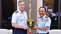 Pangkoopsudnas Dampingi Wakasau Terima Kunjungan Kehormatan Komandan US PACAF