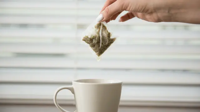 Bye-Bye Bau! 5 Trik Ampuh agar Sepatu Tetap Wangi Sepanjang Hari - 2