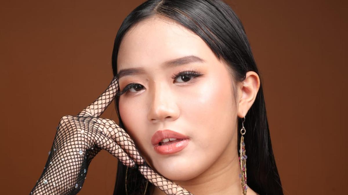 Mengenal Chloe Angel, dari Penghargaan Icon of Model Singapore Expo 2026 Menuju Studio Rekaman