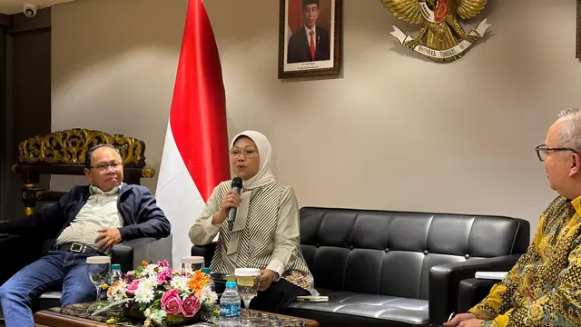 Menaker Ida Fauziyah Temui Pekerja Migran Indonesia di Turki
