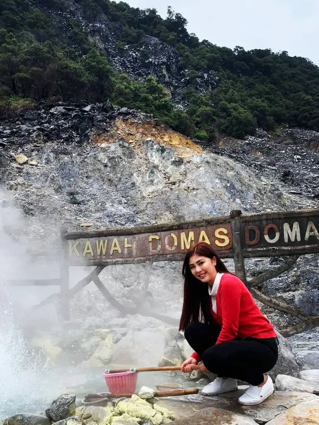 Jessy Silana sabet gelar Miss Tourism International 2021